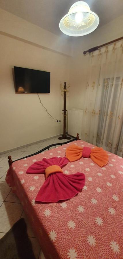 Panos Rooms 2 Kalambaka Esterno foto
