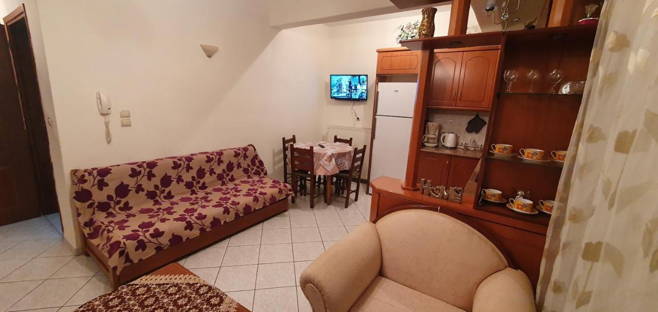 Panos Rooms 2 Kalambaka Esterno foto